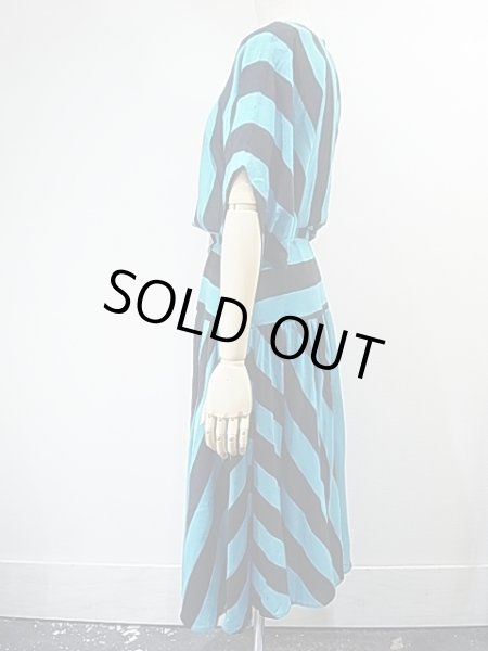 画像2: 80's sybils sisters ドルマンスリーブ ベルト付き ストライプ ワンピース ドレス (2)