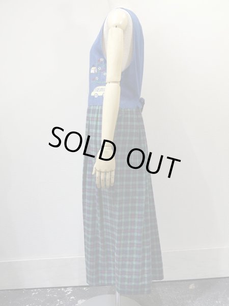 画像2: C.W STUDIO 刺繍入り デニム チェック柄 切り替え 前開き ノースリーブ ワンピース (2)