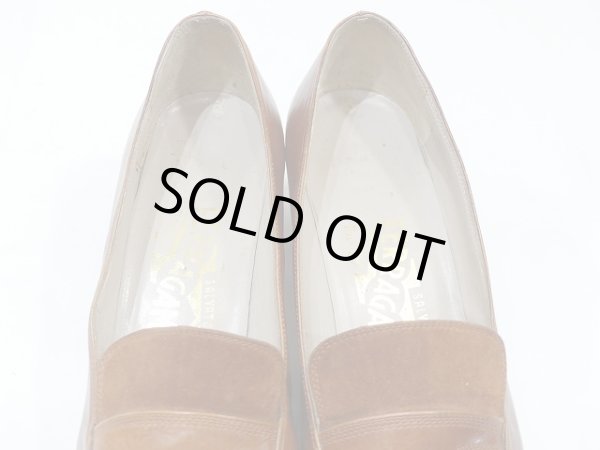 画像9: ITALY製 ビンテージ サルバトーレ フェラガモ ローヒール スウェード パンプス (9)