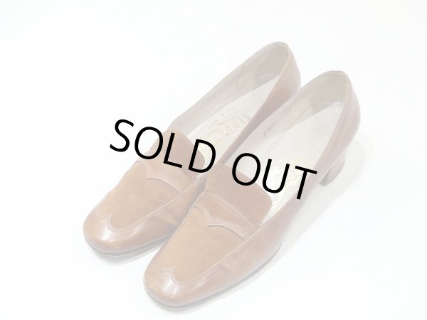 画像3: ITALY製 ビンテージ サルバトーレ フェラガモ ローヒール スウェード パンプス (3)