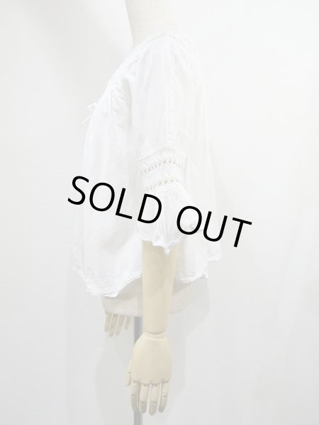 画像3: ビンテージ コットン カギ編み レース刺繍 エンブロイダリー フレア スリーブ チュニック ブラウス (3)