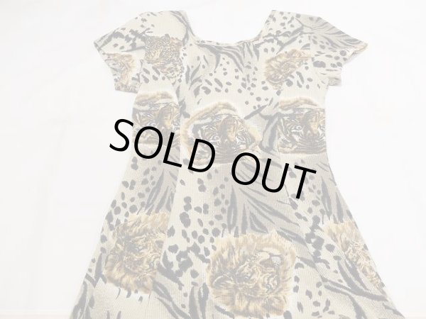 画像9: USA製 80〜90s La Fete 虎、ヒョウ、ライオン 猛獣 アニマル プリント 前開き風 カットソー ロング マキシ ワンピース (9)