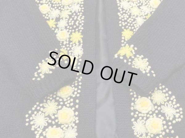 画像9: 70s ビンテージ Herman Arts フラワー ハンド 刺繍 ブラック 黒 ロング ニット カーディガン (9)