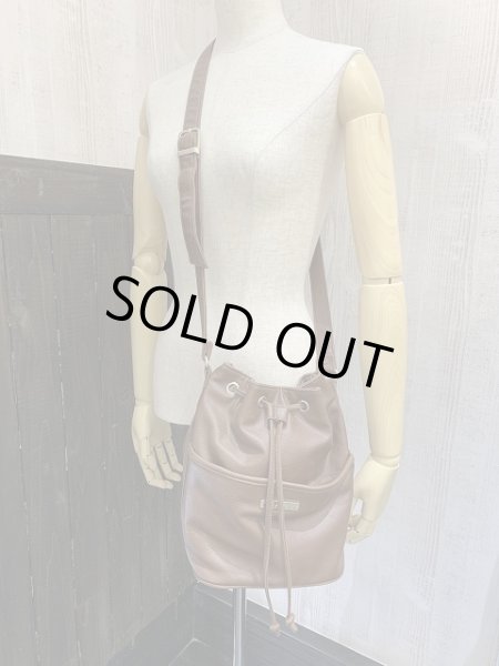 画像10: 90s PERRY ELLIS AMERICA フェイクレザー 巾着 ショルダー バッグ (10)