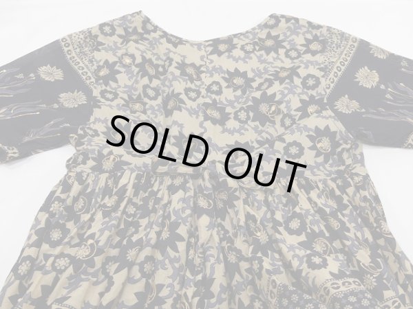 画像10: DEAD STOCK 未使用 ？ ビンテージ LA CERA インド綿 花柄 ゴールドスタンプ エスニック ショートスリーブ ワンピース (10)