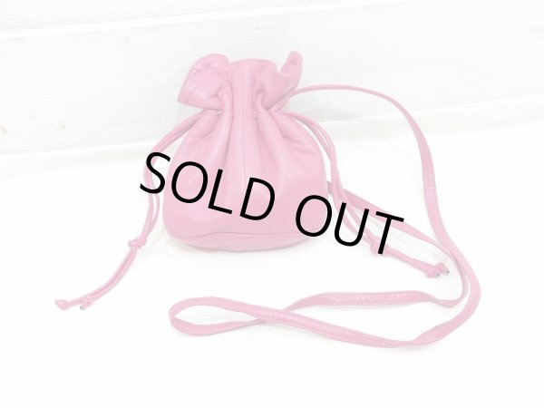 画像6: 80s ビンテージ マゼンタピンク ショッキングピンク 巾着 レザー ポシェット バッグ (6)