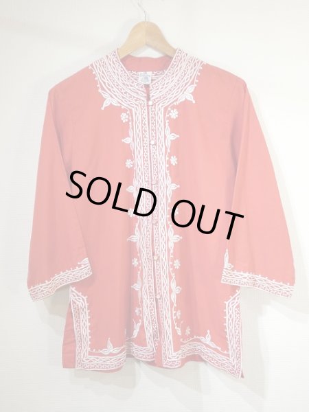 画像4: 70s ビンテージ The emporium バンドカラー オリエンタル エンブロイダリー 八分袖 刺繍 前開き チュニック  (4)