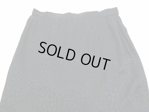 画像6: 80s ビンテージ クロコダイル風 オールオーバー 柄 プリント ブラック シルク タイト  スカート (6)