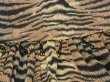 画像9: 90s ビンテージ STYLE タイガーパターン トラ 柄 ビーズ タッセル ノースリーブ ワンピース (9)
