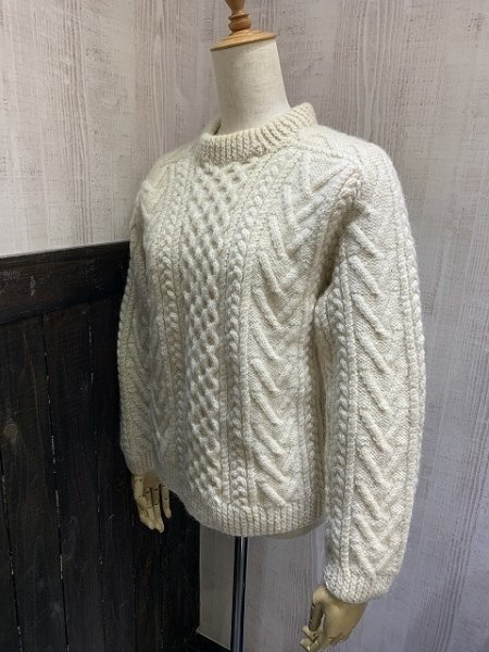 画像2: IRELAND製 60s 70s ビンテージ ROUND TOWER ケーブル編み アラン フィッシャーマン ニット セーター (2)
