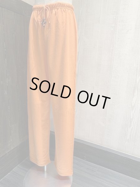 画像2: ITALY製 90s ユーロ ビンテージ CYMNASIUM ネオンカラ― セーフティ オレンジ スウェット パンツ リラックス イージー パンツ   (2)