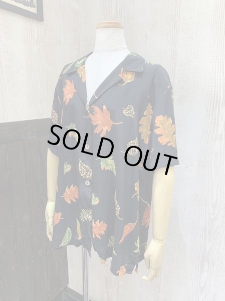 画像2: USA製 80s 90s CLIO リーフ レオパード ブラック レーヨン オープンカラー S/S シャツ  柄シャツ  (2)