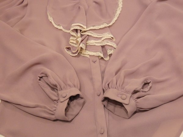 画像11: 70s ビンテージ NSL マオカラー レース フリル ラベンダー ブラウス (11)