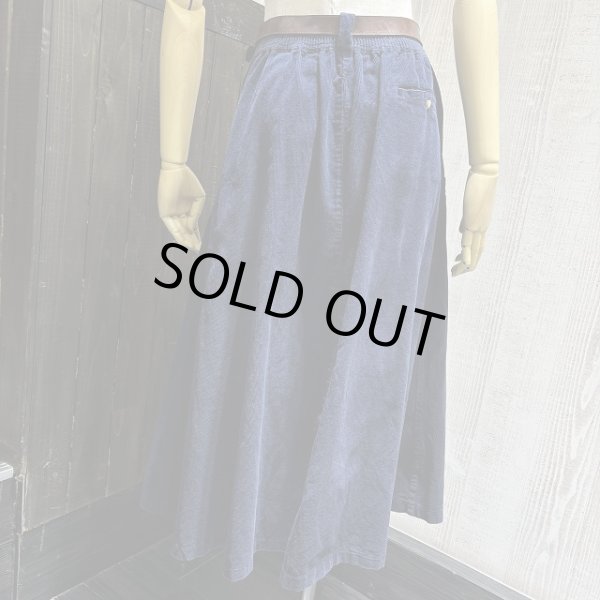 画像4: 90s KAREN SCOTT ネイビーカラー 前開き ベルト付き  コーデュロイ ロング フレア スカート (4)