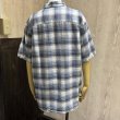 画像2: 90s VANHEUSEN オンブレ シャドーチェック ショート スリーブ スクエア シャツ (2)