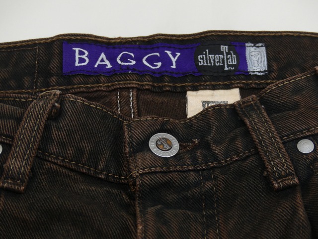 ブラックデニムは一生履けますリーバイス　シルバータブ　BAGGY バギー